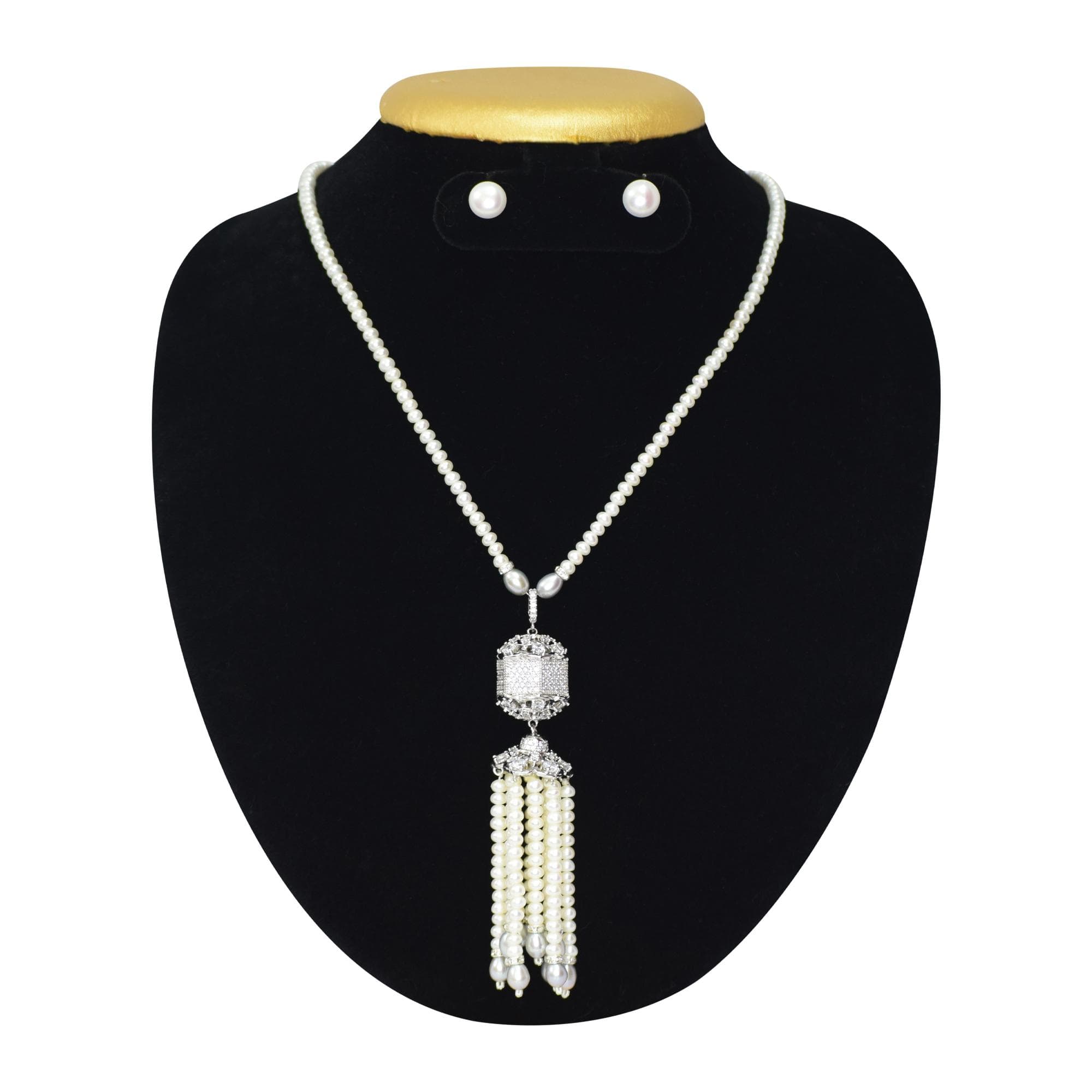Elegant White Pearl Necklace With Cascading Pearls