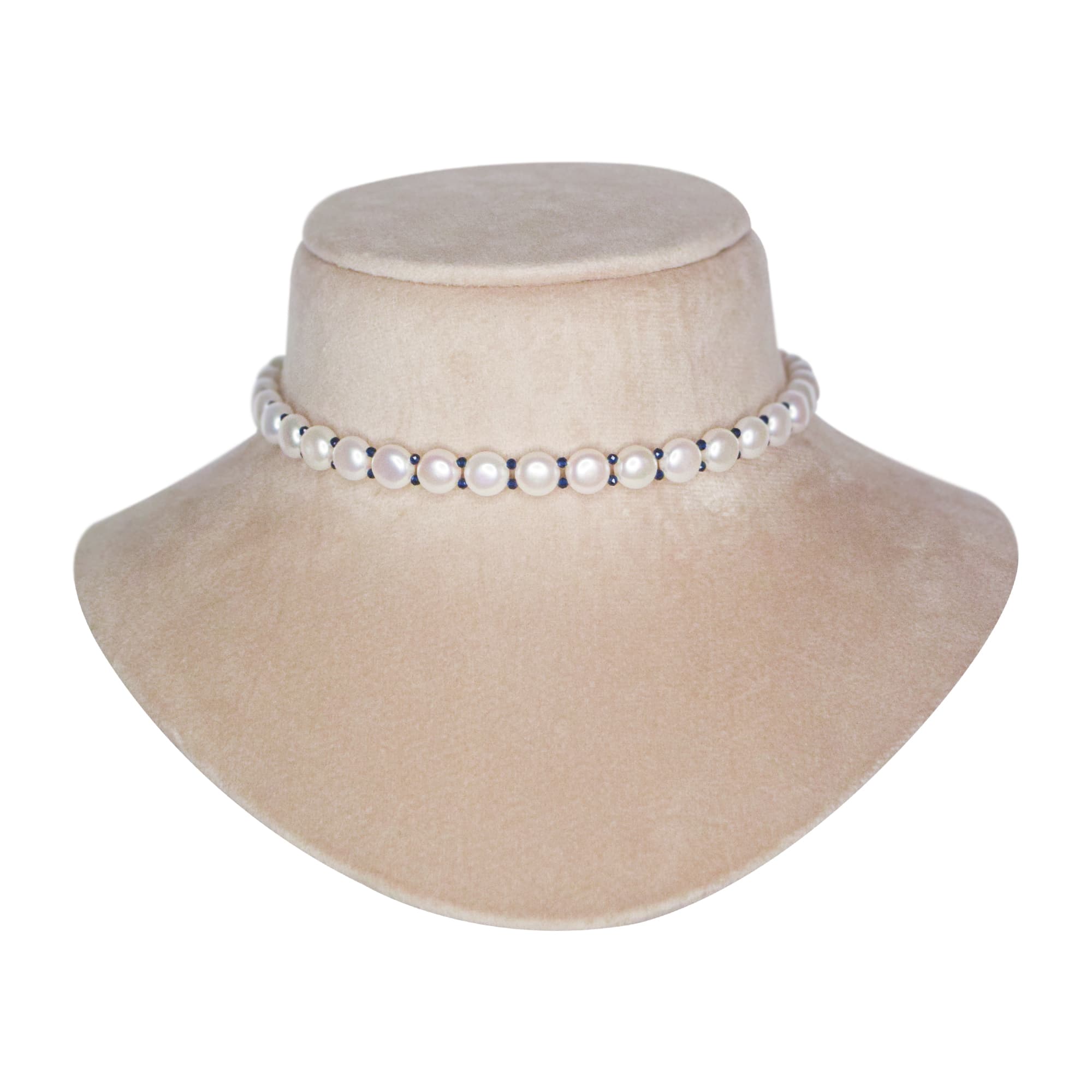 Thushi in pearl jewellery from Pure Pearls
