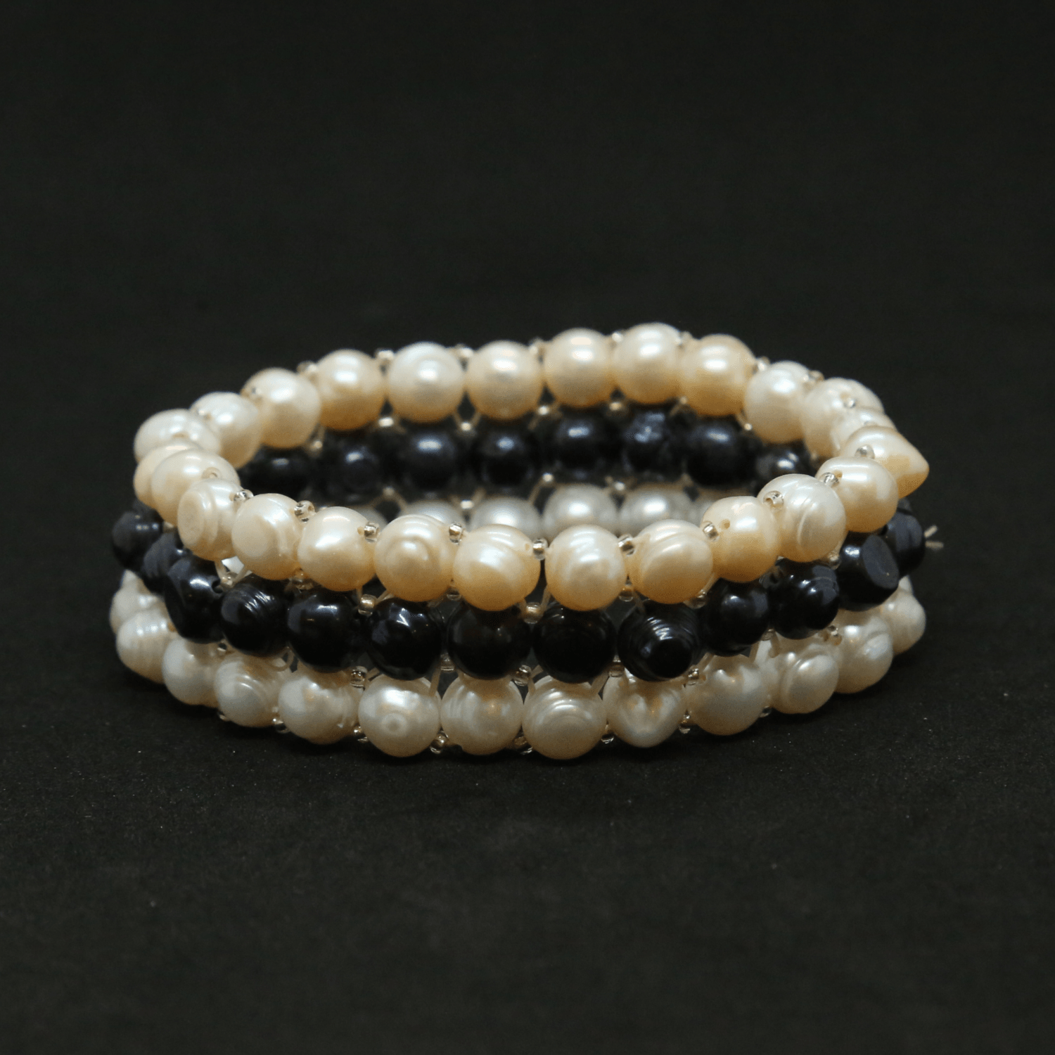 Stretchable 3Line Tri-Colour Potato Pearls Bracelet - Image 2