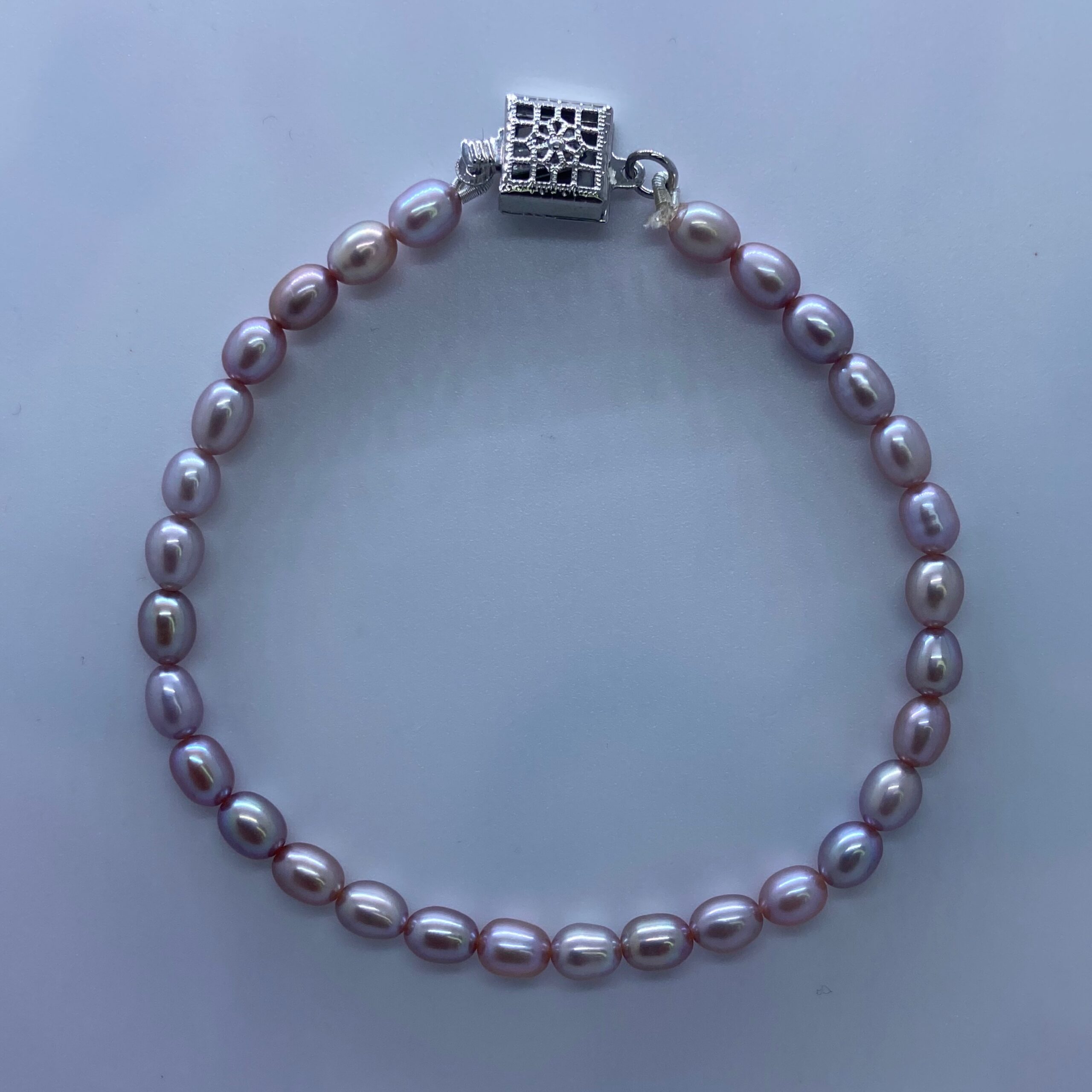 Regal & Subtle 4.5mm Lavender Oval Pearls Bracelet - Image 2