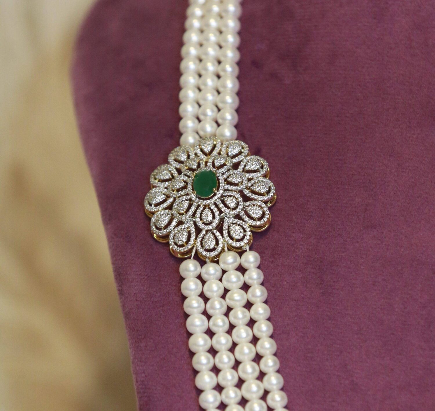 Resplendant White Round Pearls Haar With CZ & SP Emerald Side Pendants - Image 2