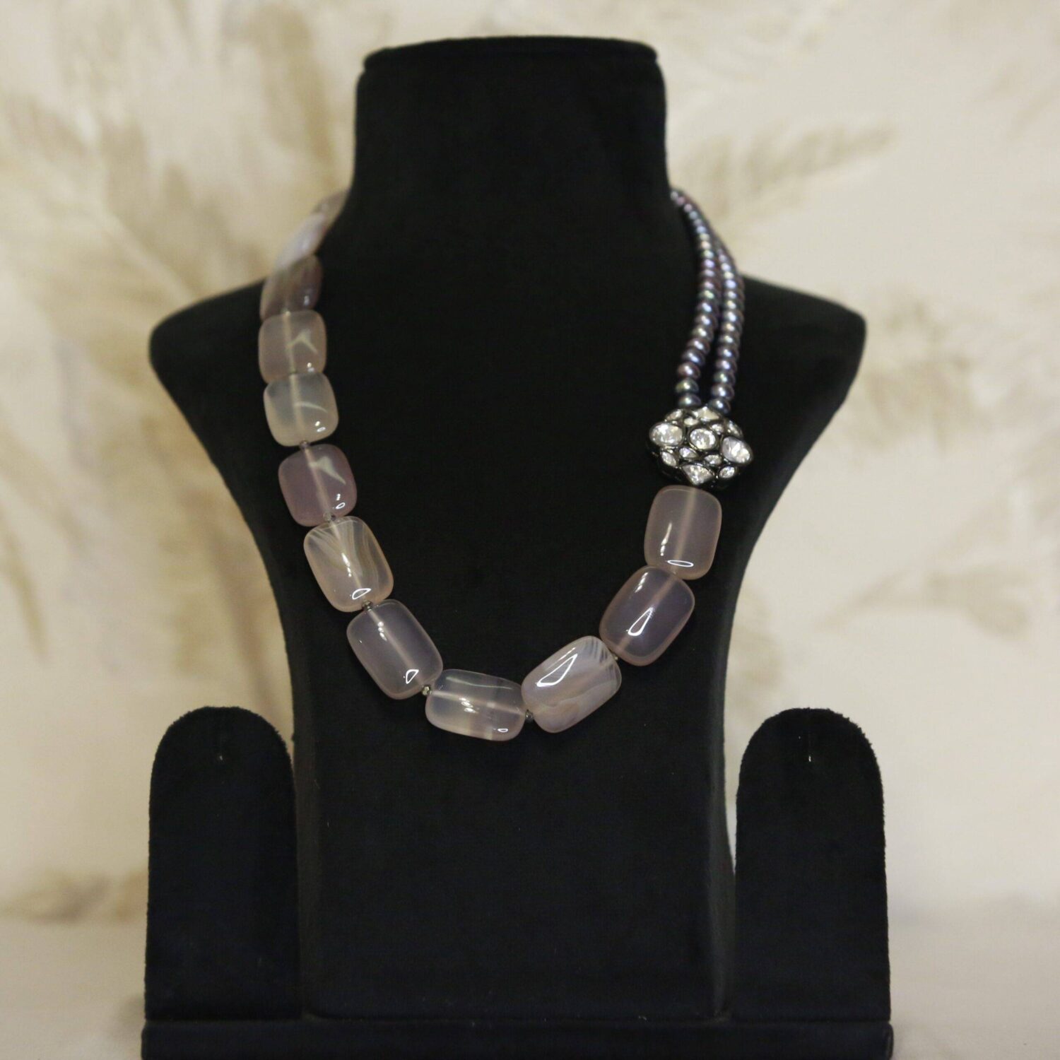 Striking Blue Pearl Necklace With Oxidized Polki Pendant & Grey Onyx - Image 3