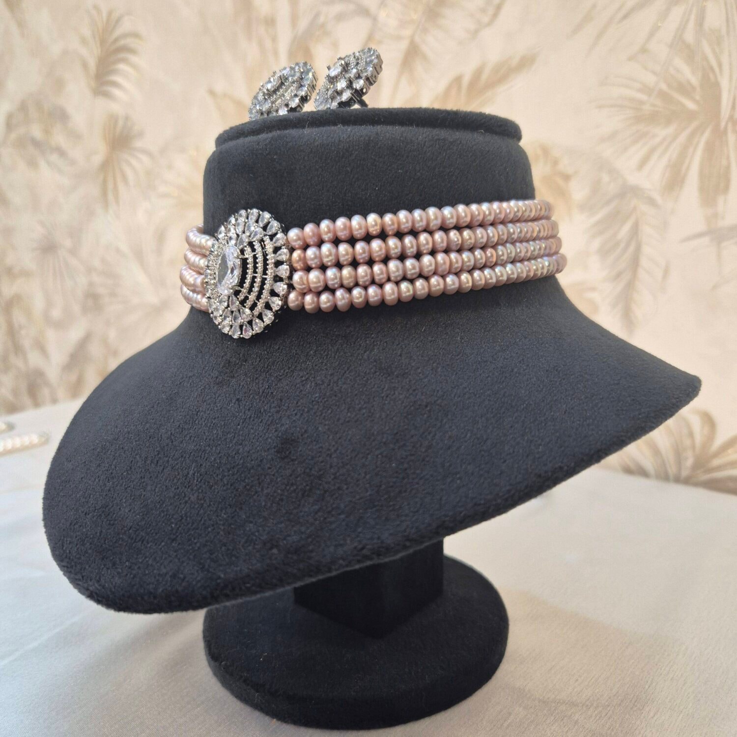 Subtle Multi-line Lavender Semi-round Pearls Choker With Oxidised CZ Pendant - Image 3