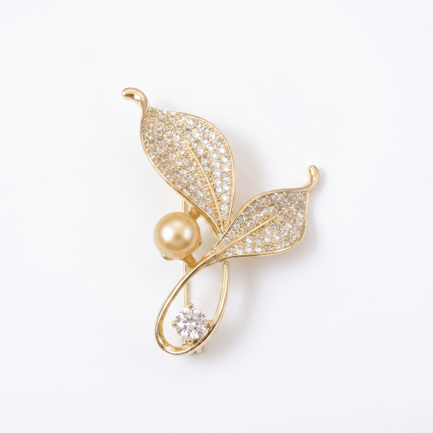 Elegant Leafy Brooch Enhanced With Peach Button Pearl & CZ
