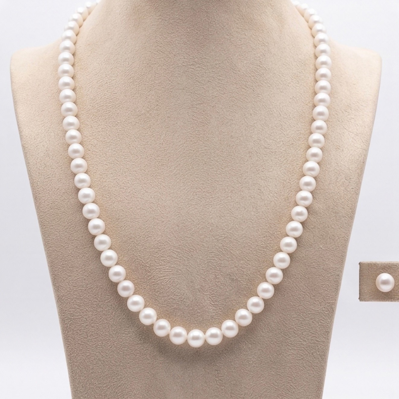 The Snowline Pearl Necklace Set (20"-22") | 7mm Round Pearls - Image 2