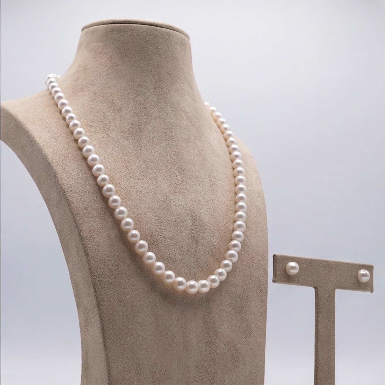 The Snowline Pearl Necklace Set (20"-22") | 7mm Round Pearls - Image 6
