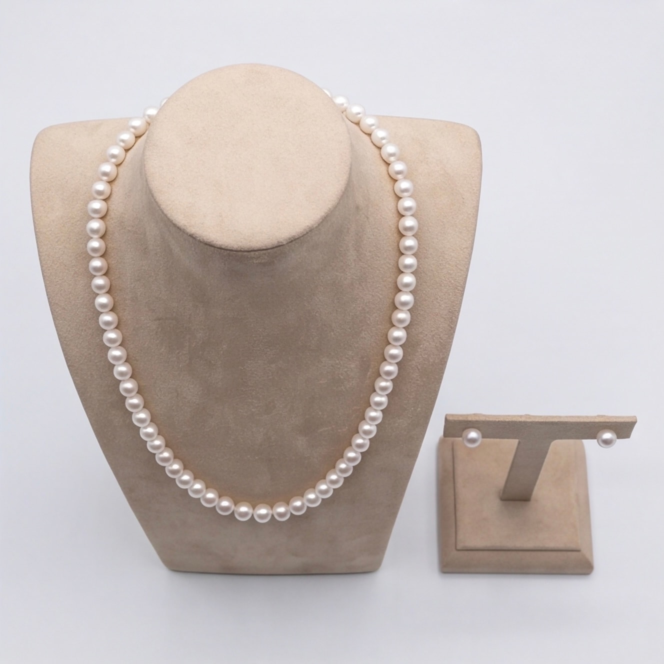 The Snowline Pearl Necklace Set (20"-22") | 7mm Round Pearls - Image 5