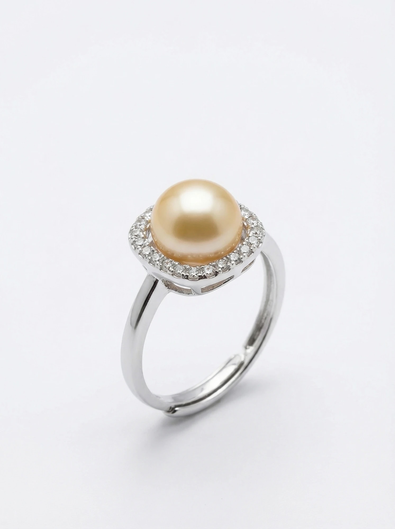 The Cushion Pearl Ring
