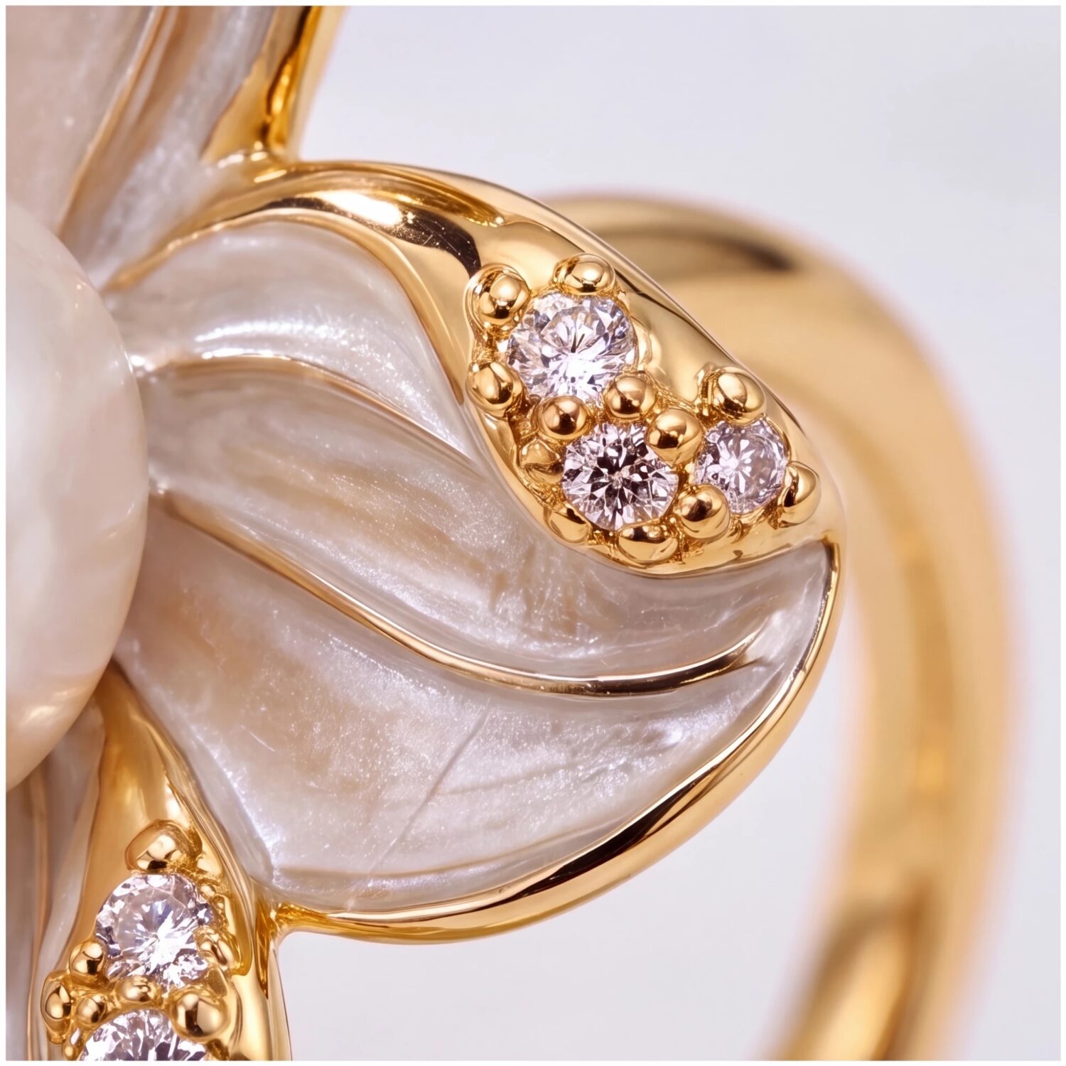 The Bali Flower Ring - Image 3