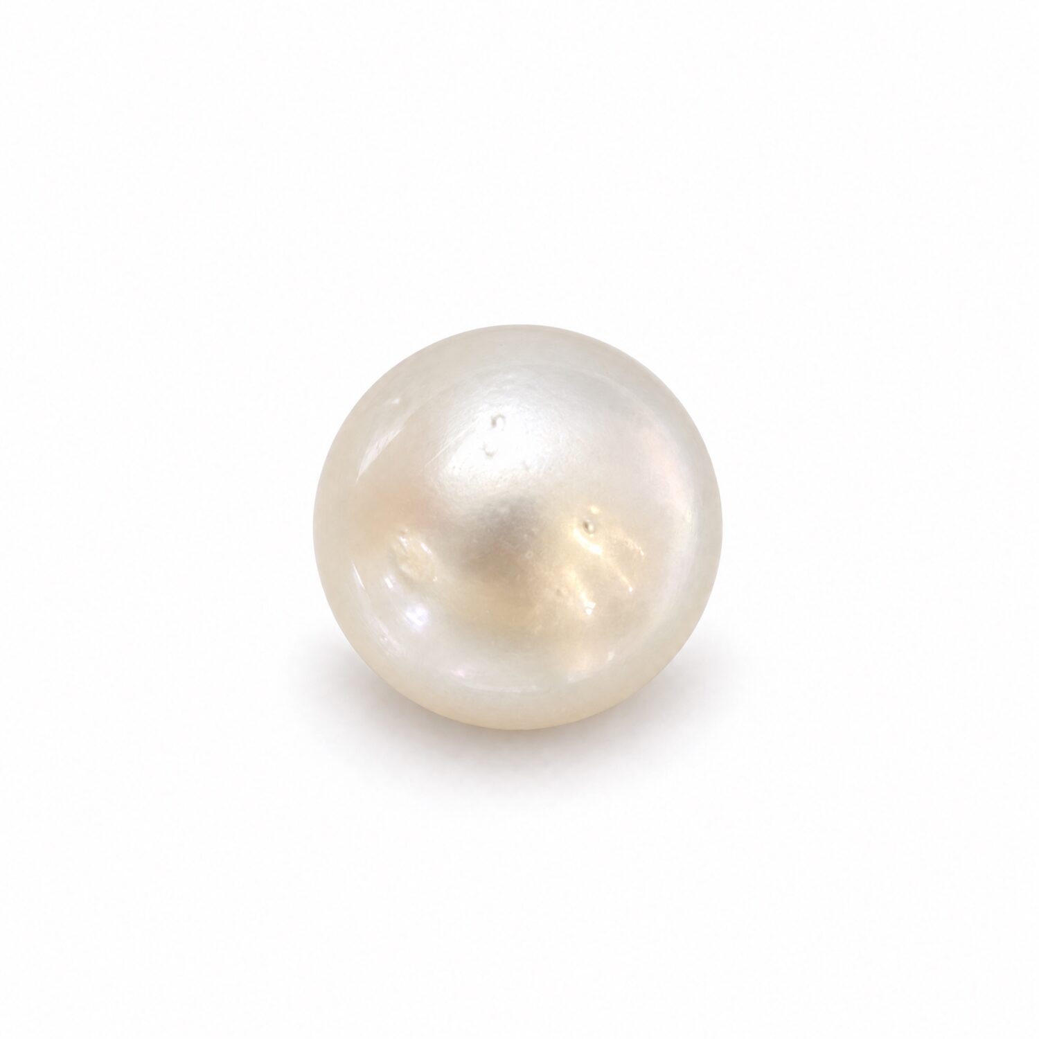 4.88 Carat (5.42 Ratti) White South Sea Pearl - 9mm Round, AAA Quality