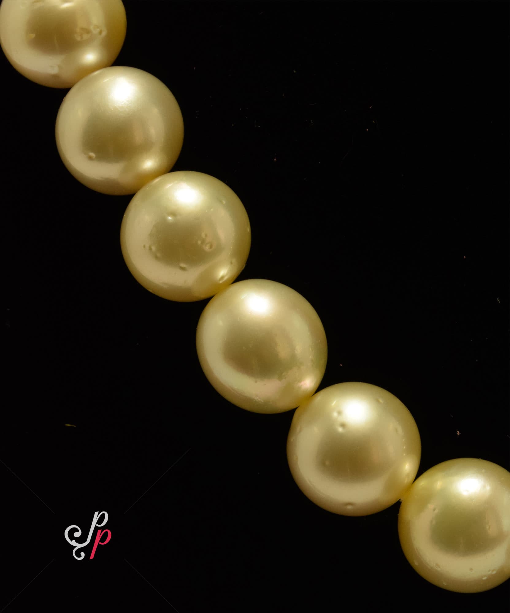 Bold and beautiful - magnificent, light golden south sea pearl necklace - Image 3