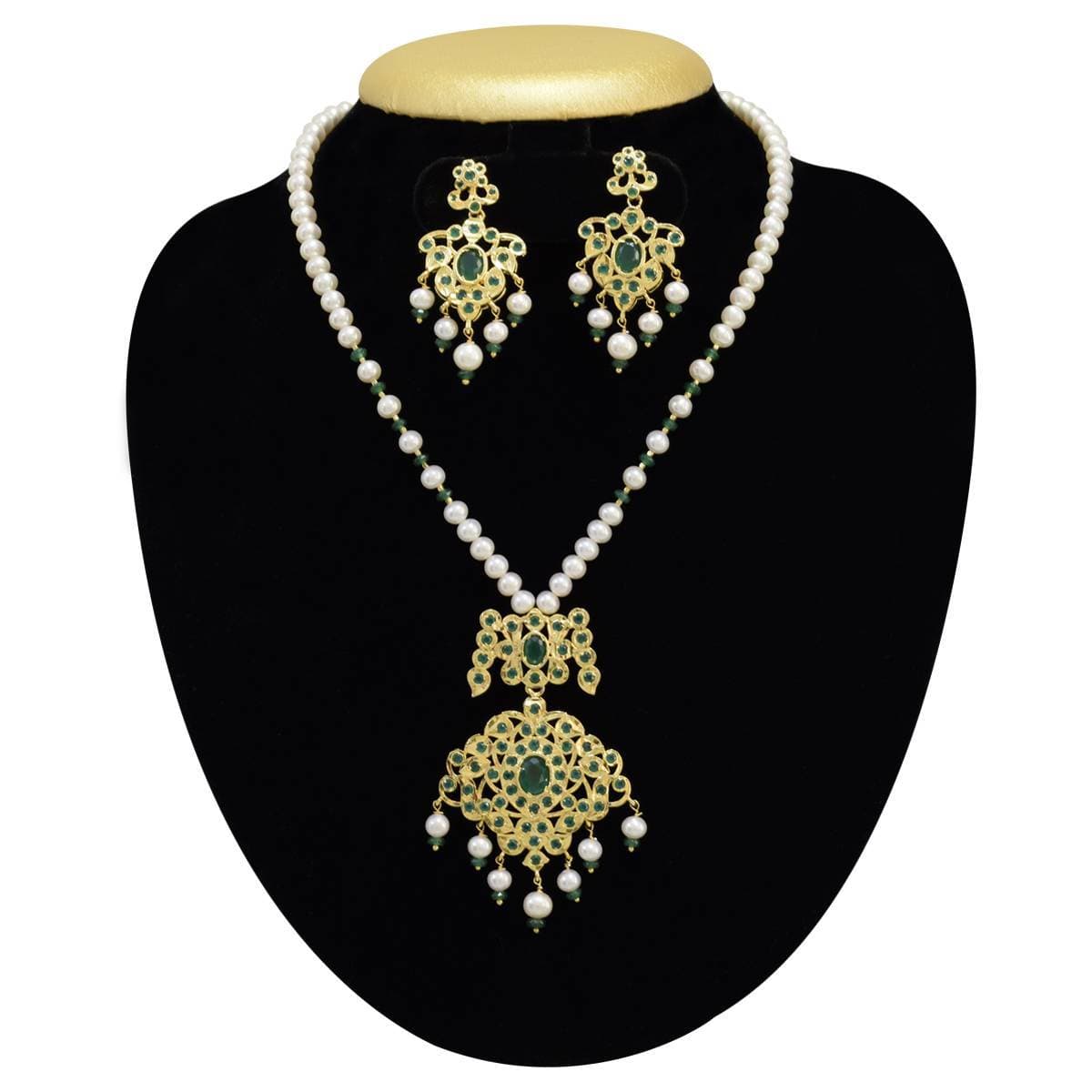Nizam Style - Simple Pearl Necklace in Emeralds