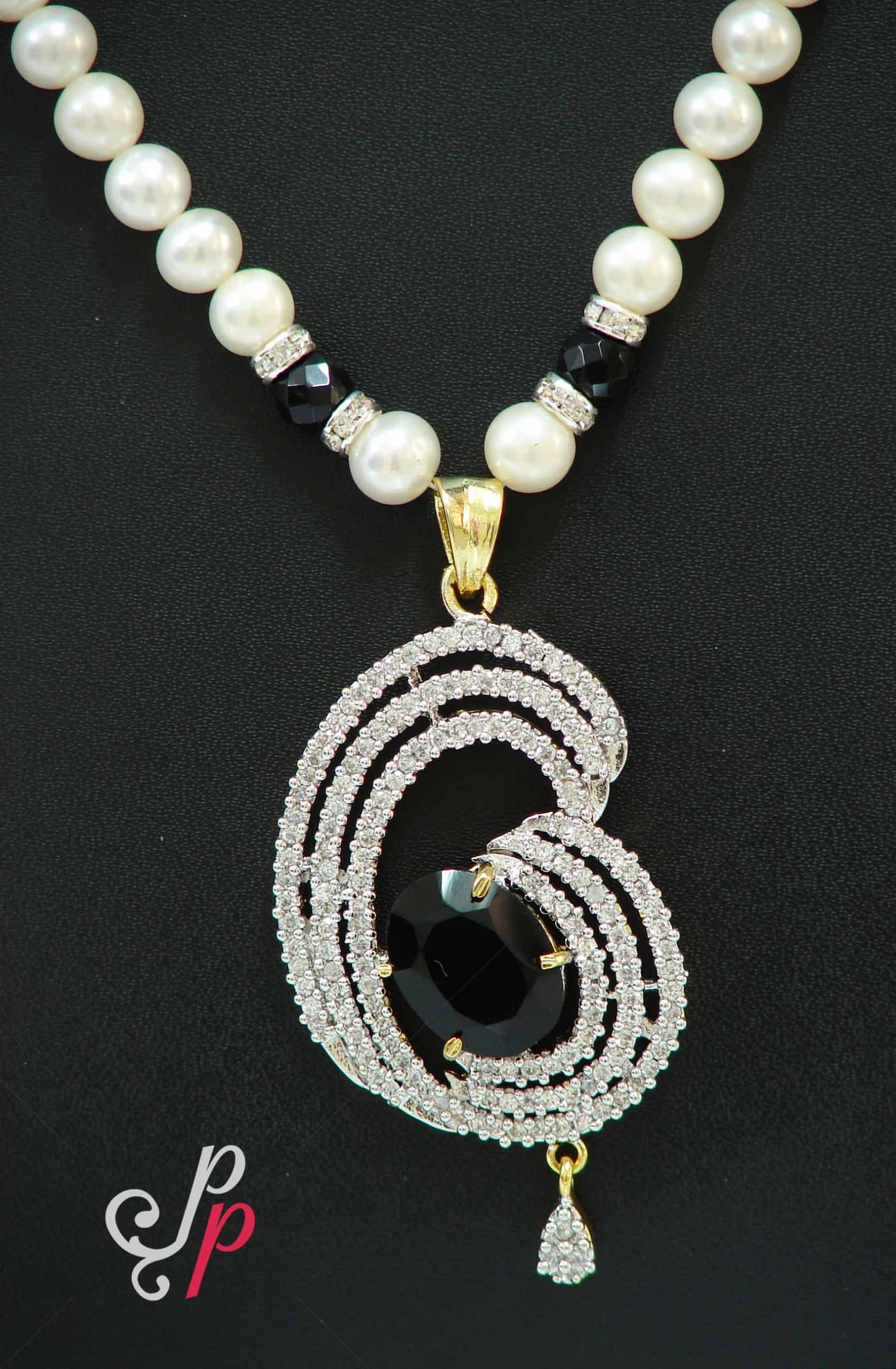 Hyderabad Pearl set in stylish black stone pendant - Image 3
