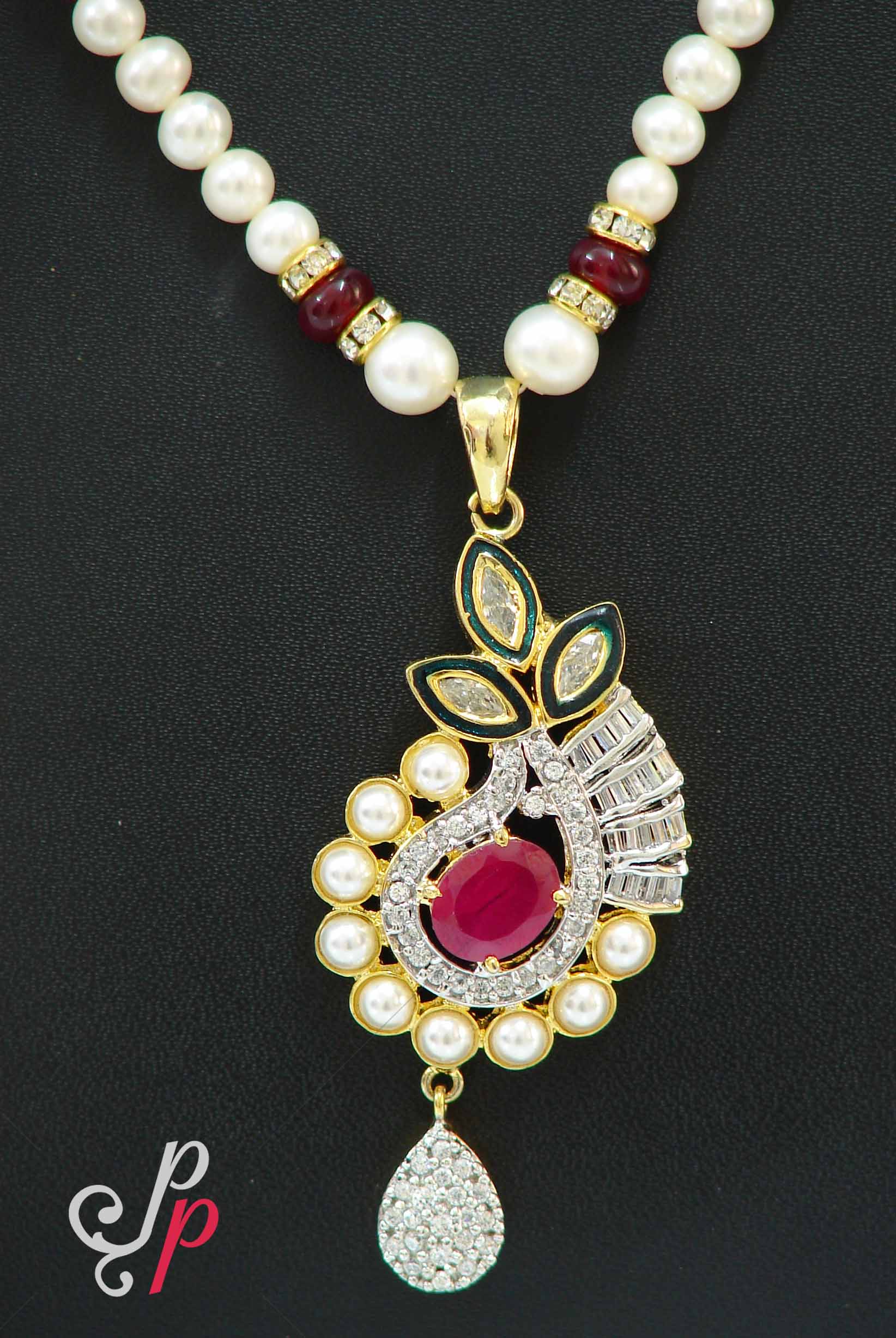 Simple and stylish pearl necklace set with designer leaf like pendant - Image 2