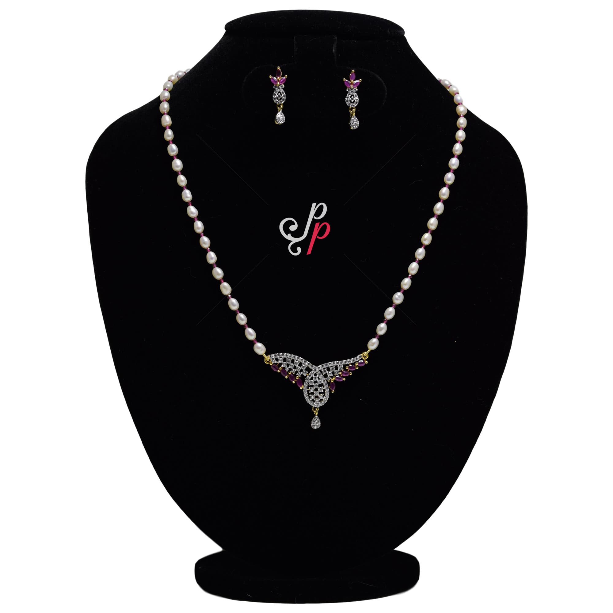 Pretty and Simple Pearl Set in Mangalsutra Pendant