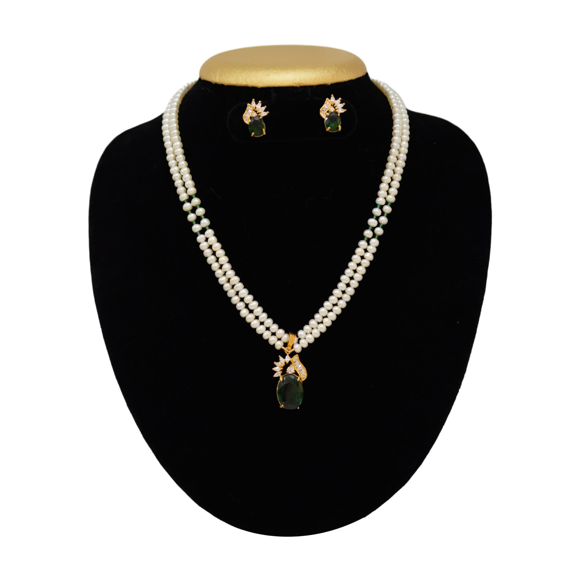 Pretty Pearl Necklace in Beautiful Green Stone Pendant