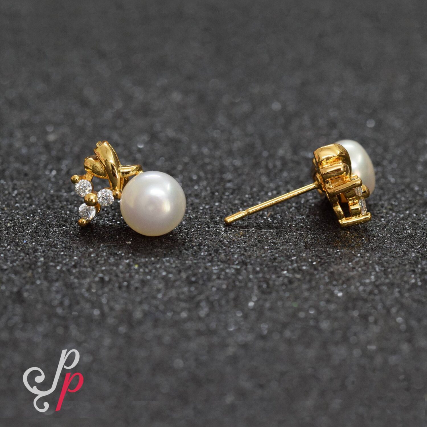 Fashionable Pearl Studs in American Diamonds - Image 3