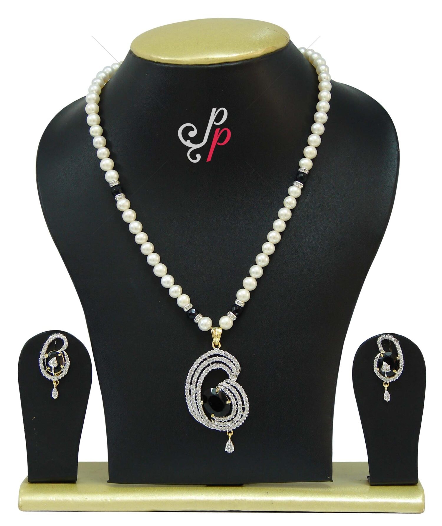 Hyderabad Pearl set in stylish black stone pendant