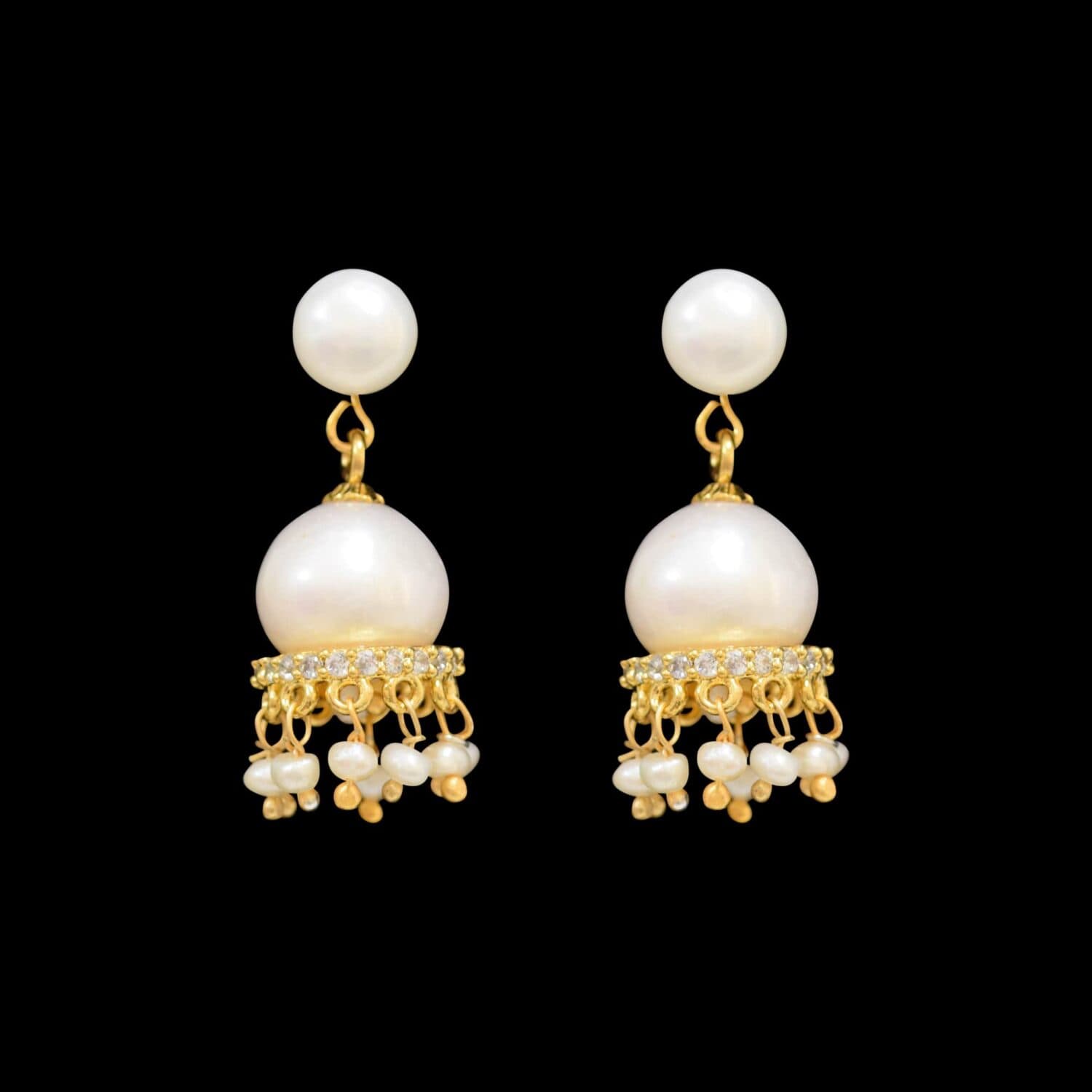 Roundish in pearl jewellery from Pure Pearls