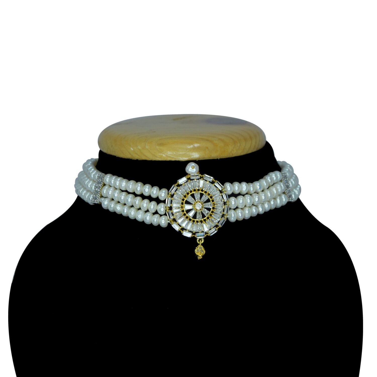 3 Lines Exclusive Choker Studded In Intricately Cut American Diamonds - Image 2