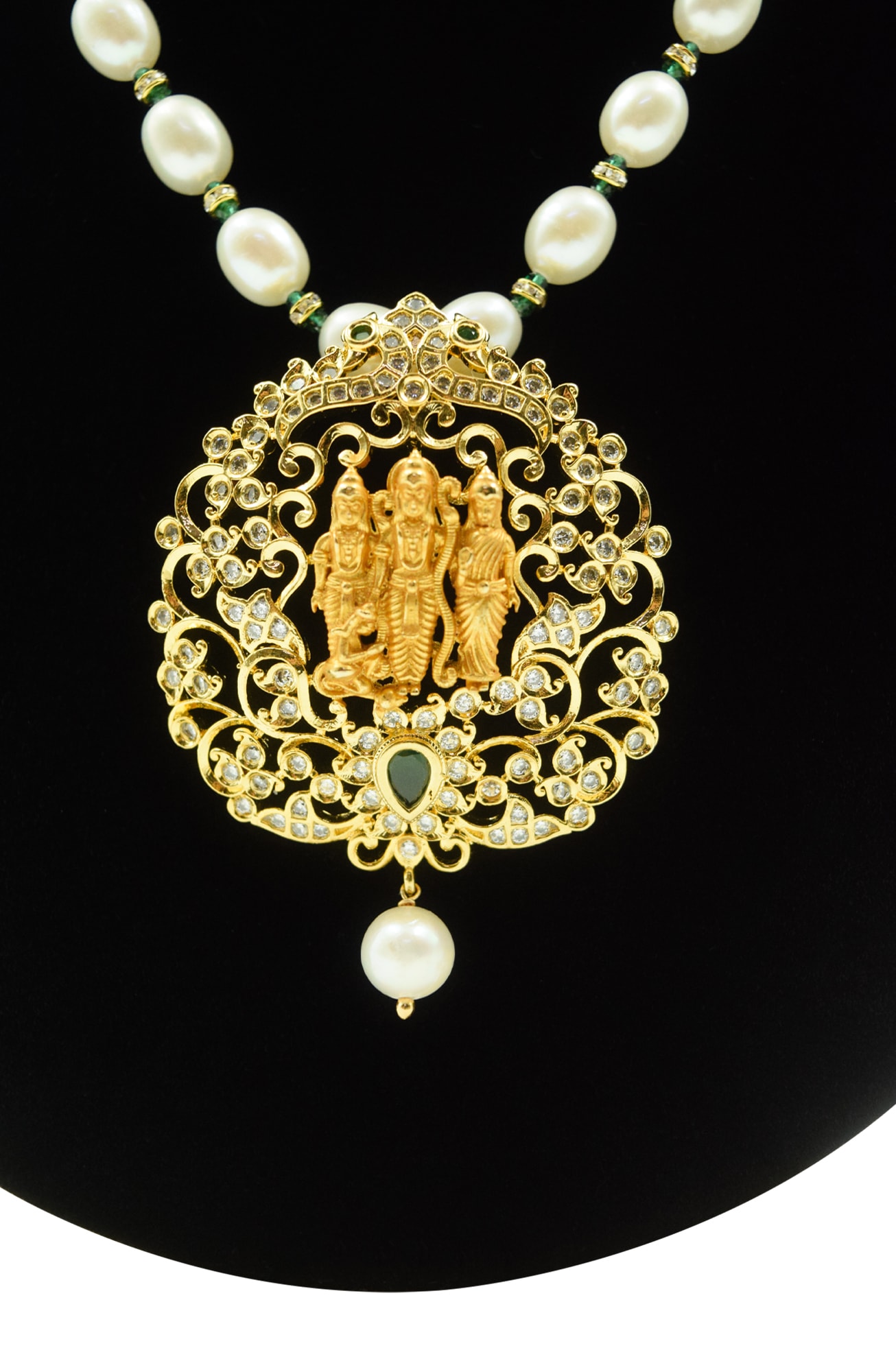 Glorious White Pearls Mala With Divine Ram Darbar Pendant - Image 3