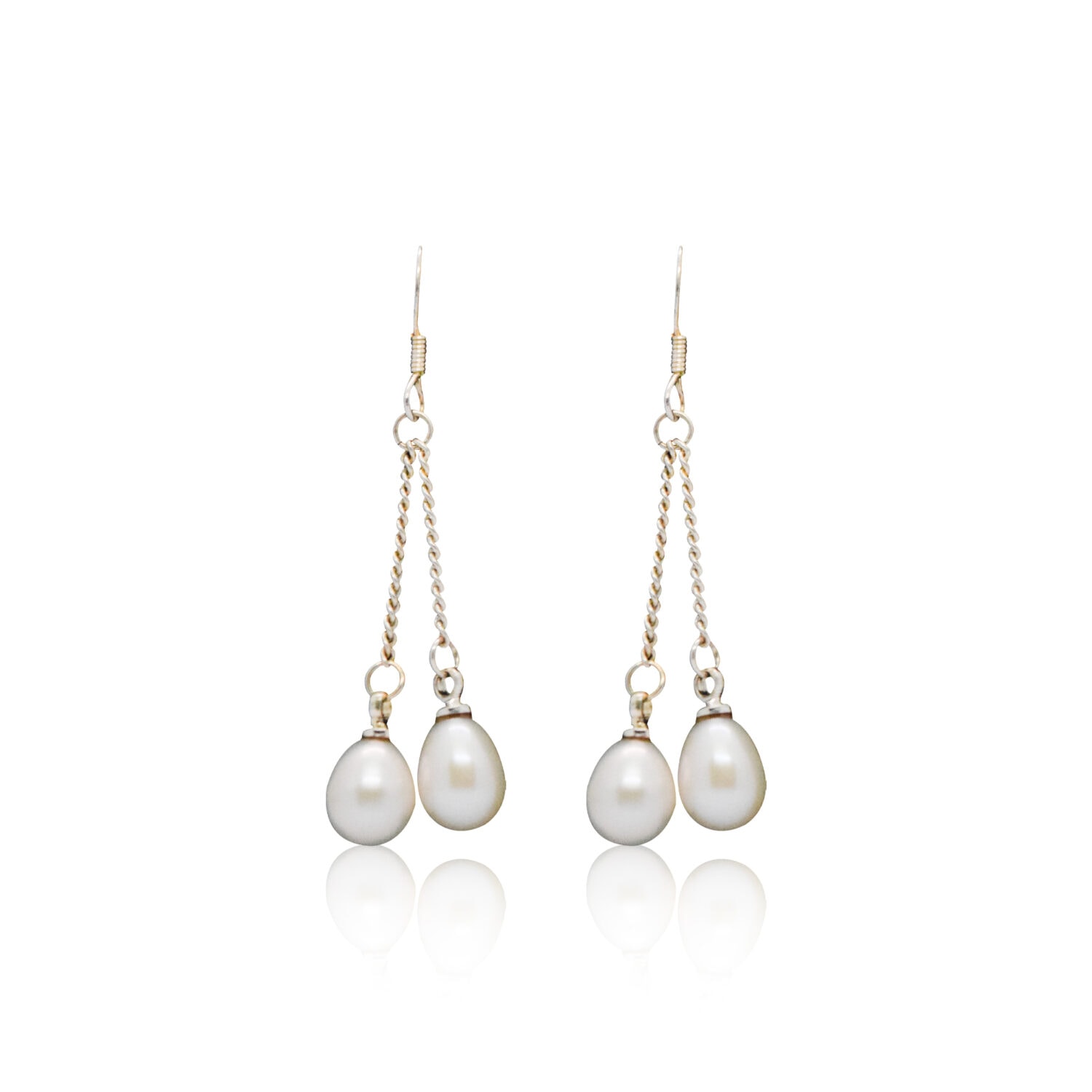 Graceful 925 Sterling Silver Earrings With White Oval Pearl Drops