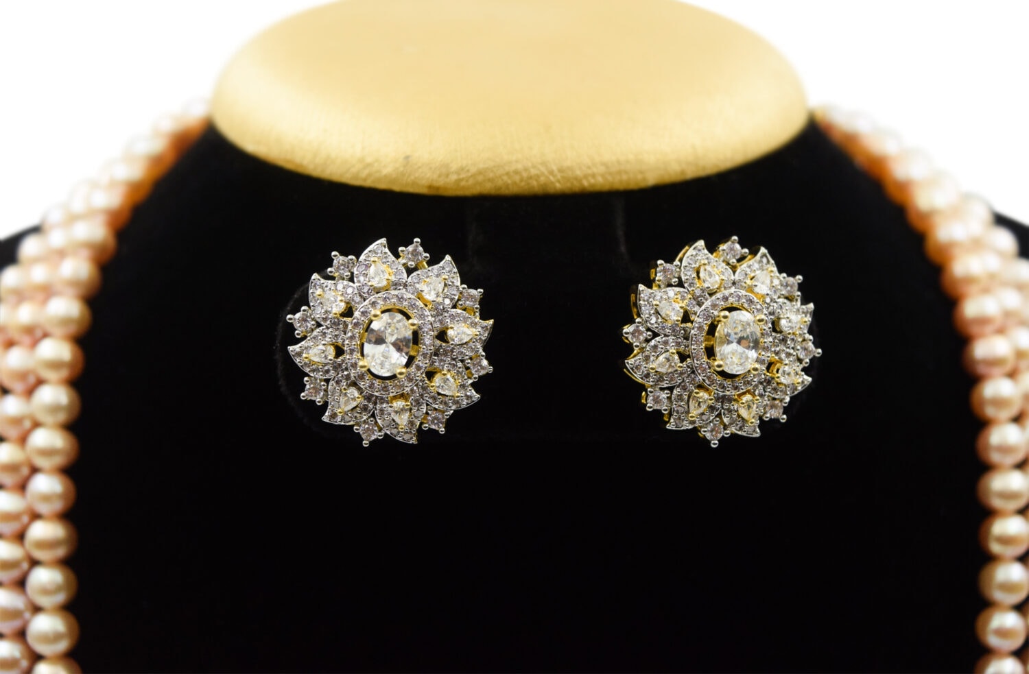 Exquisite Multi-Line Pink Pearls Haar With Sparkling CZ Side Pendants - Image 3
