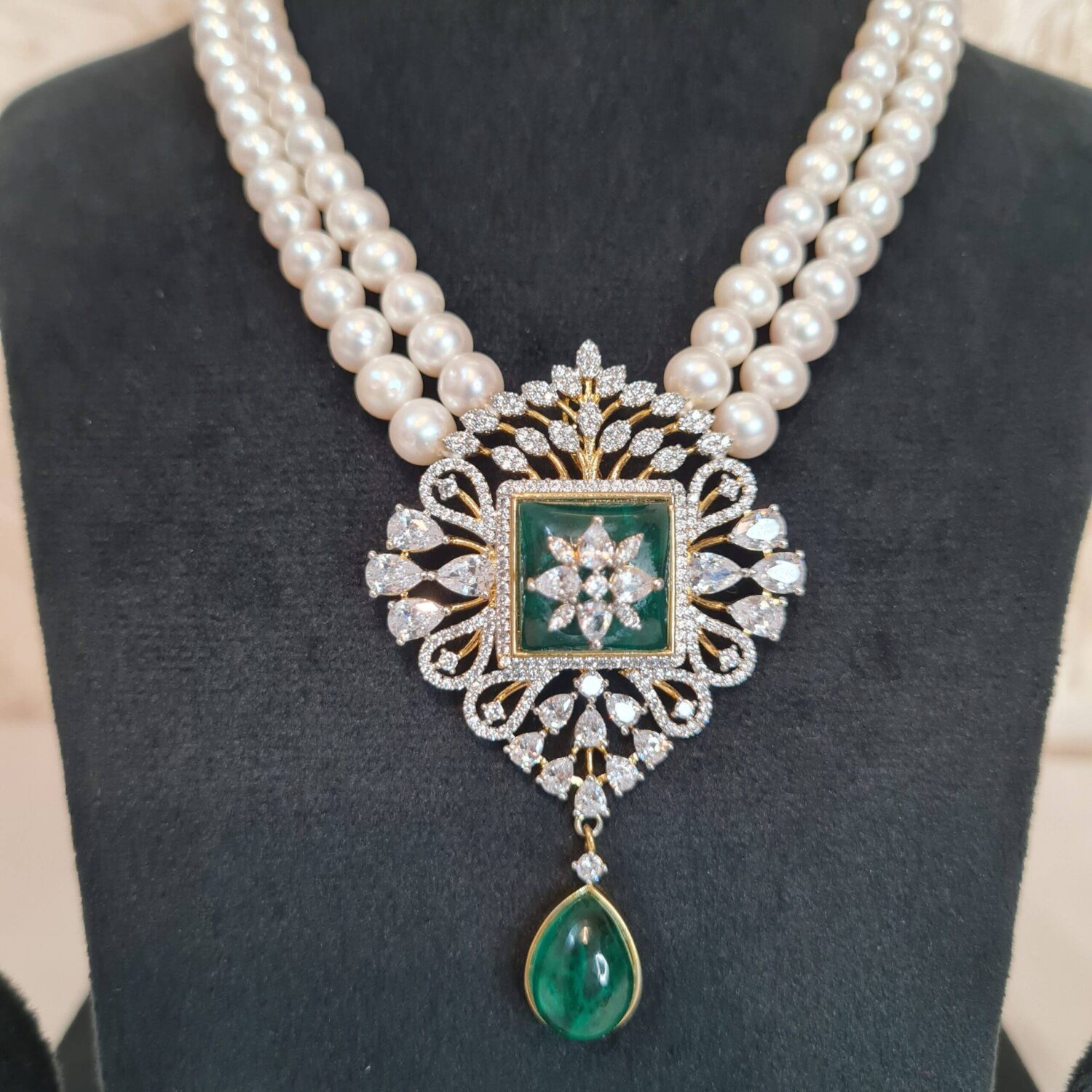 Luxurious 6.5mm White Round Pearl 2Line Necklace With CZ & SP Emerald Pendant - Image 3