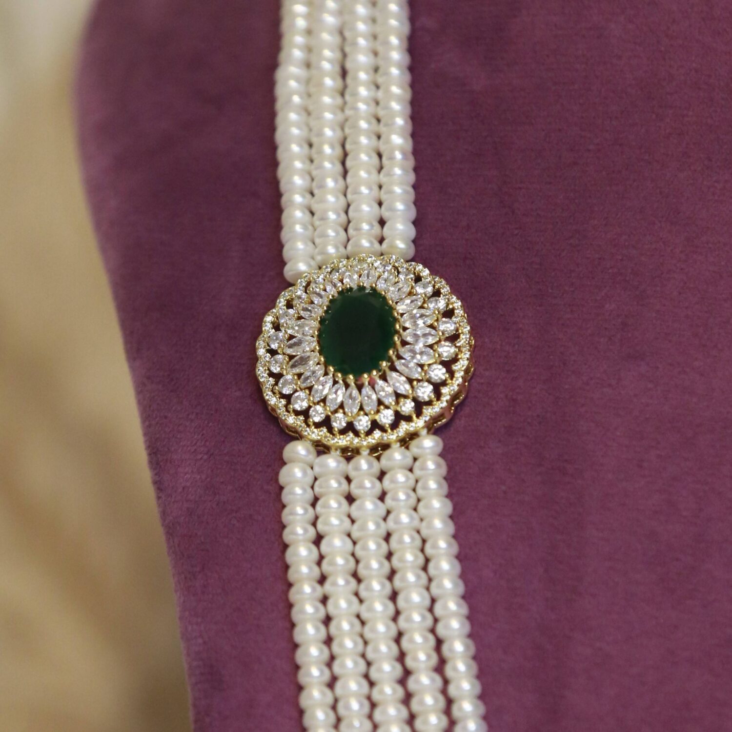 Regal White Semi Round Pearls Haar With CZ & SP Emerald Side Pendants - Image 3