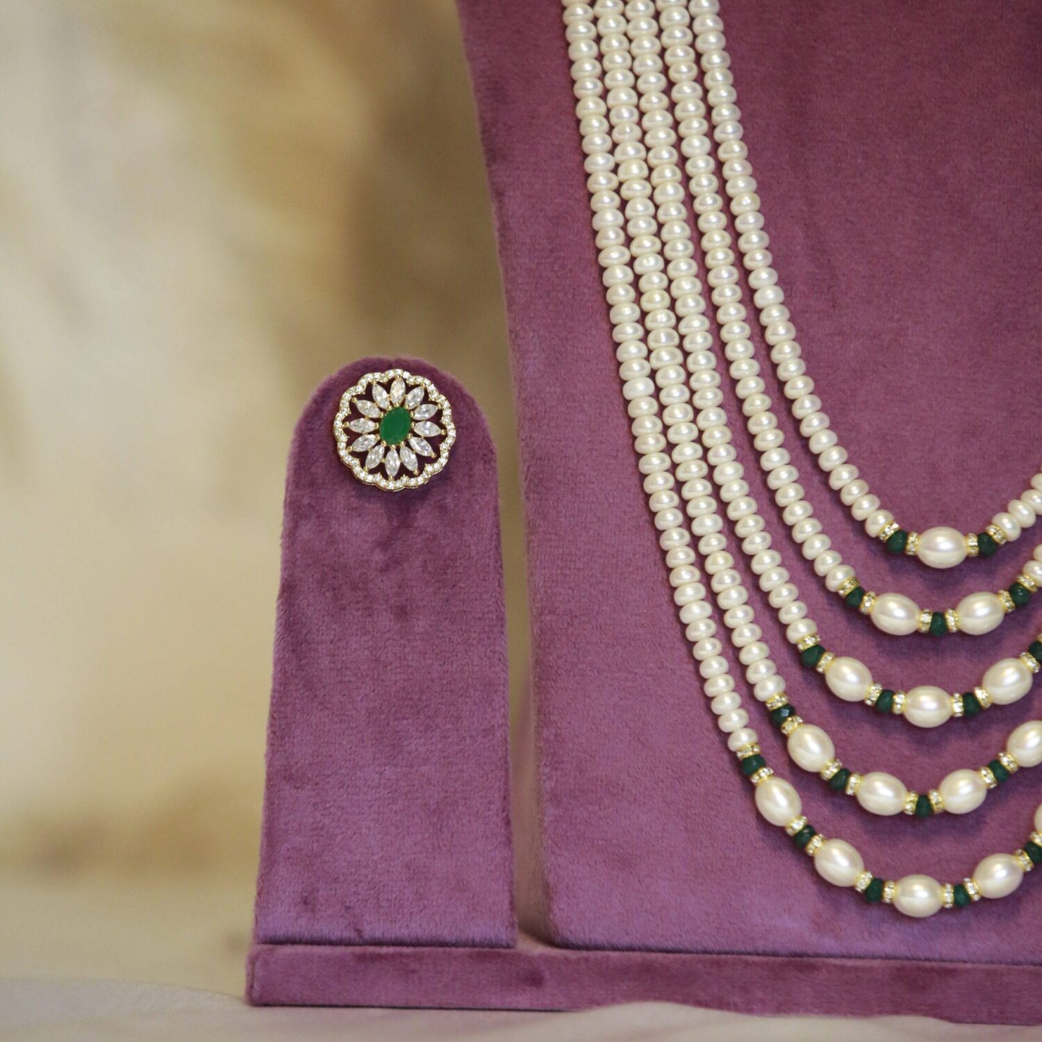 Regal White Semi Round Pearls Haar With CZ & SP Emerald Side Pendants - Image 2