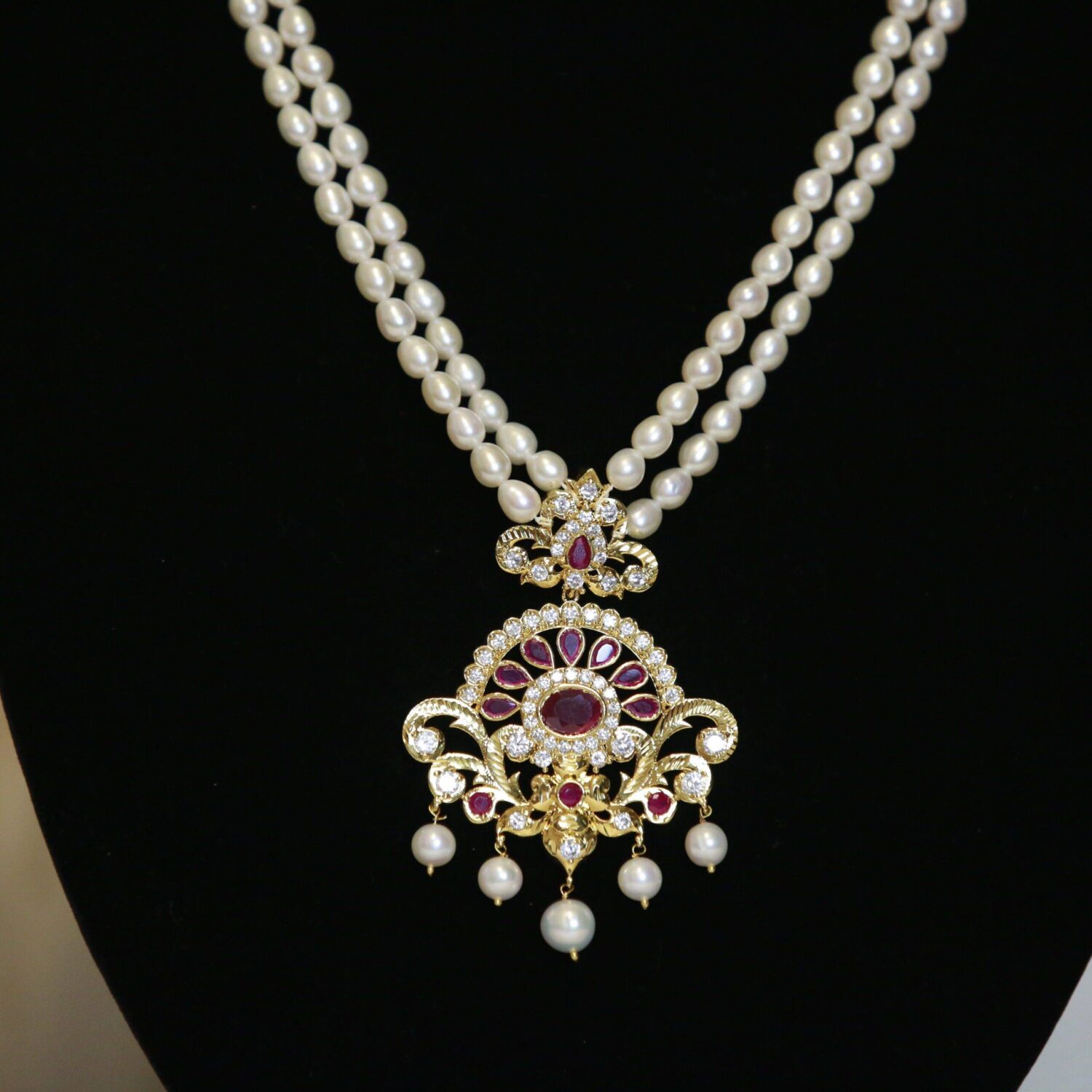 Glorious 2Line White Oval Pearl Necklace With Traditional SP Ruby Pendant - Image 2