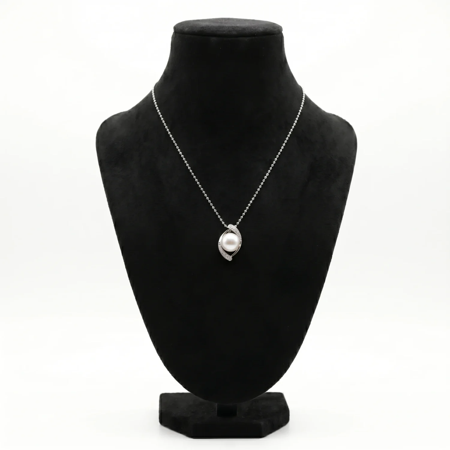 Eternal CZ Pendant Studded With 11mm White Button Pearl - Image 2