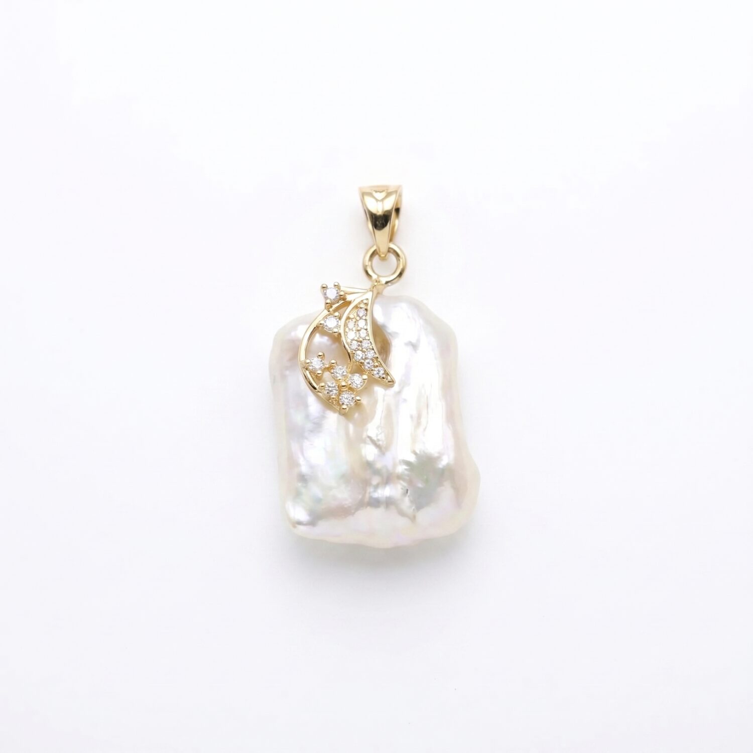 Glorious Baroque Pearl Pendant With Golden Finish 925 Silver Clasp & CZ