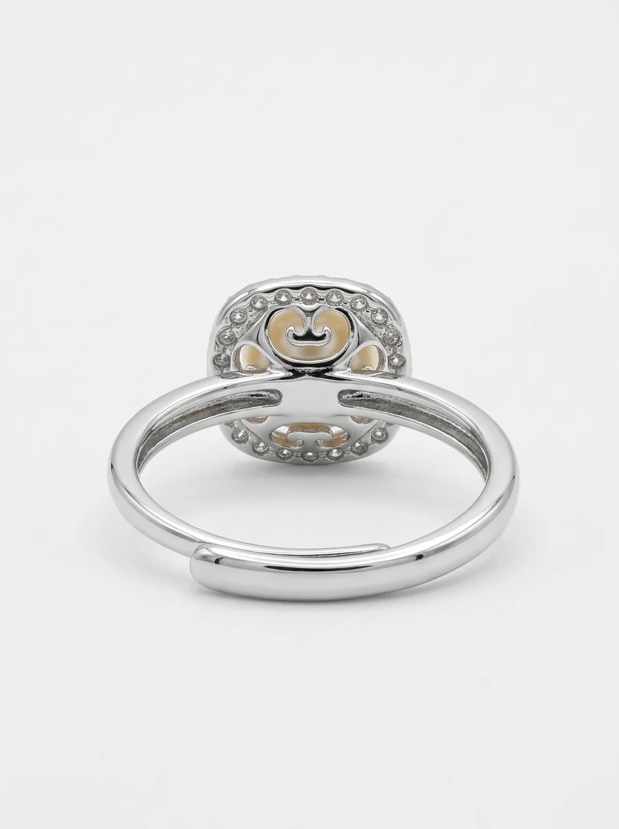 The Cushion Pearl Ring - Image 2