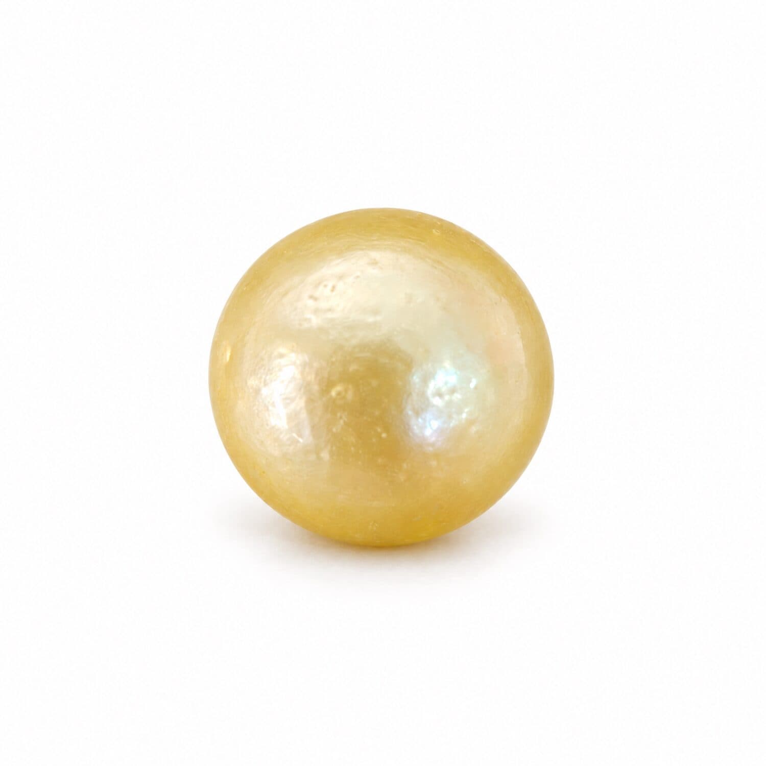 3.76 Carat (4.18 Ratti) Golden South Sea Pearl - 7.9mm Round, AAA Quality