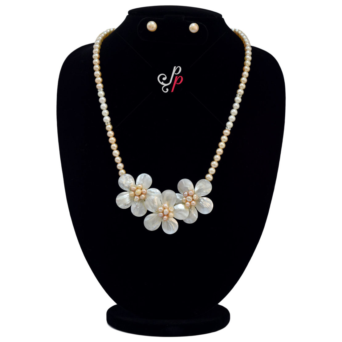 Pretty Pearl Necklace Set In Pink White Pearls And Mop Flower Pendant