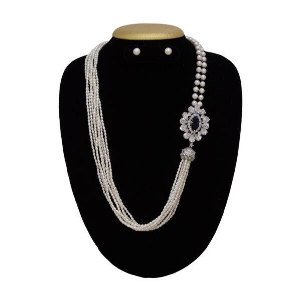 Magnificent White Pearl Necklace Set with Glittering Side Pendant