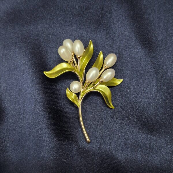 Enchanting Tree Shaped Brooch With White Pearls & Enamel Leaves