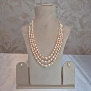 Exquisite 3Row 20Inch Long Necklace Featuring Graduated Peach Oval Pearls